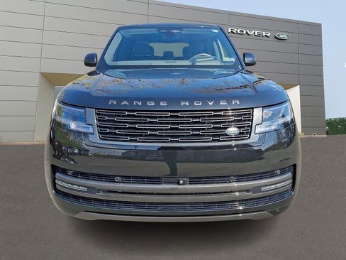 Used 2025 Land Rover Range Rover Long Wheelbase SE image 8