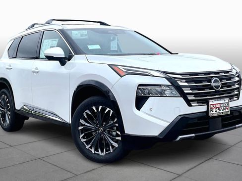 New 2026 Nissan Rogue Platinum w/ Platinum Premium Package image 2