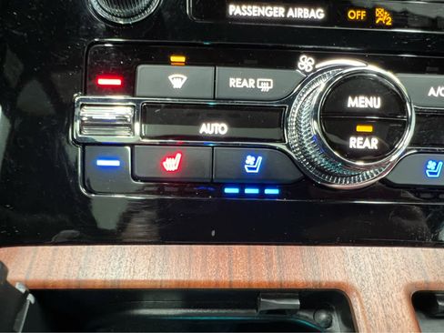 Used 2023 Lincoln Navigator L Reserve w/ Equipment Group 201A image 32