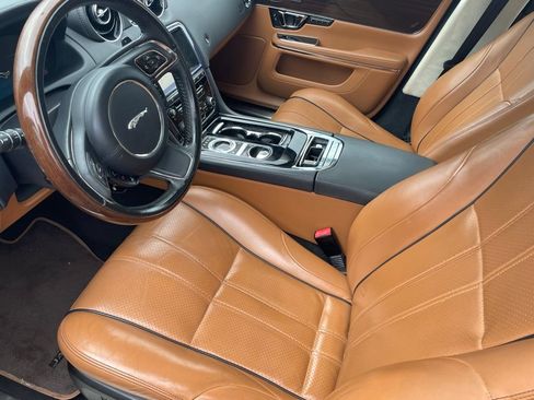 Used 2014 Jaguar XJ L Portfolio RWD image 2