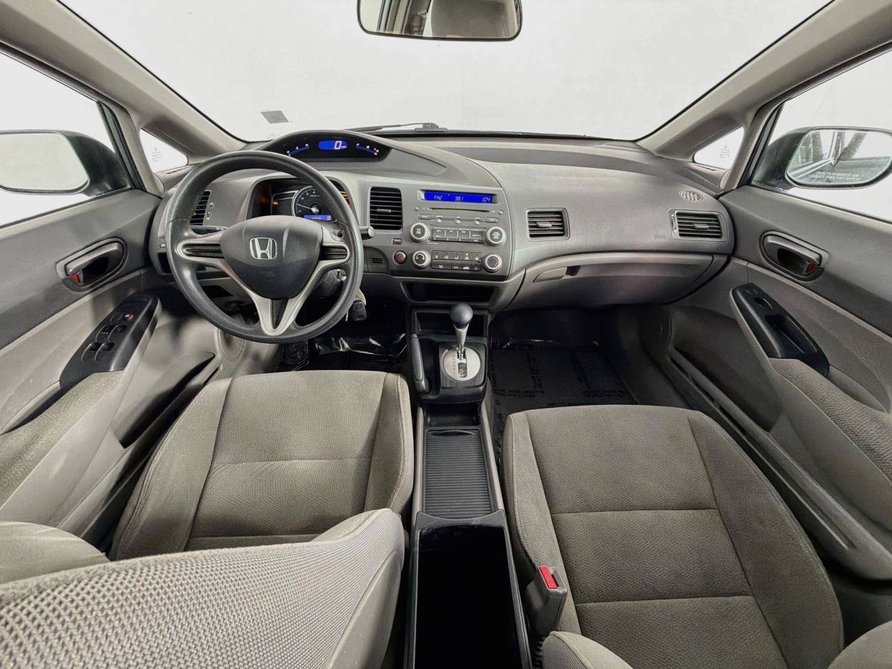 Used 2010 Honda Civic DX-VP image 10