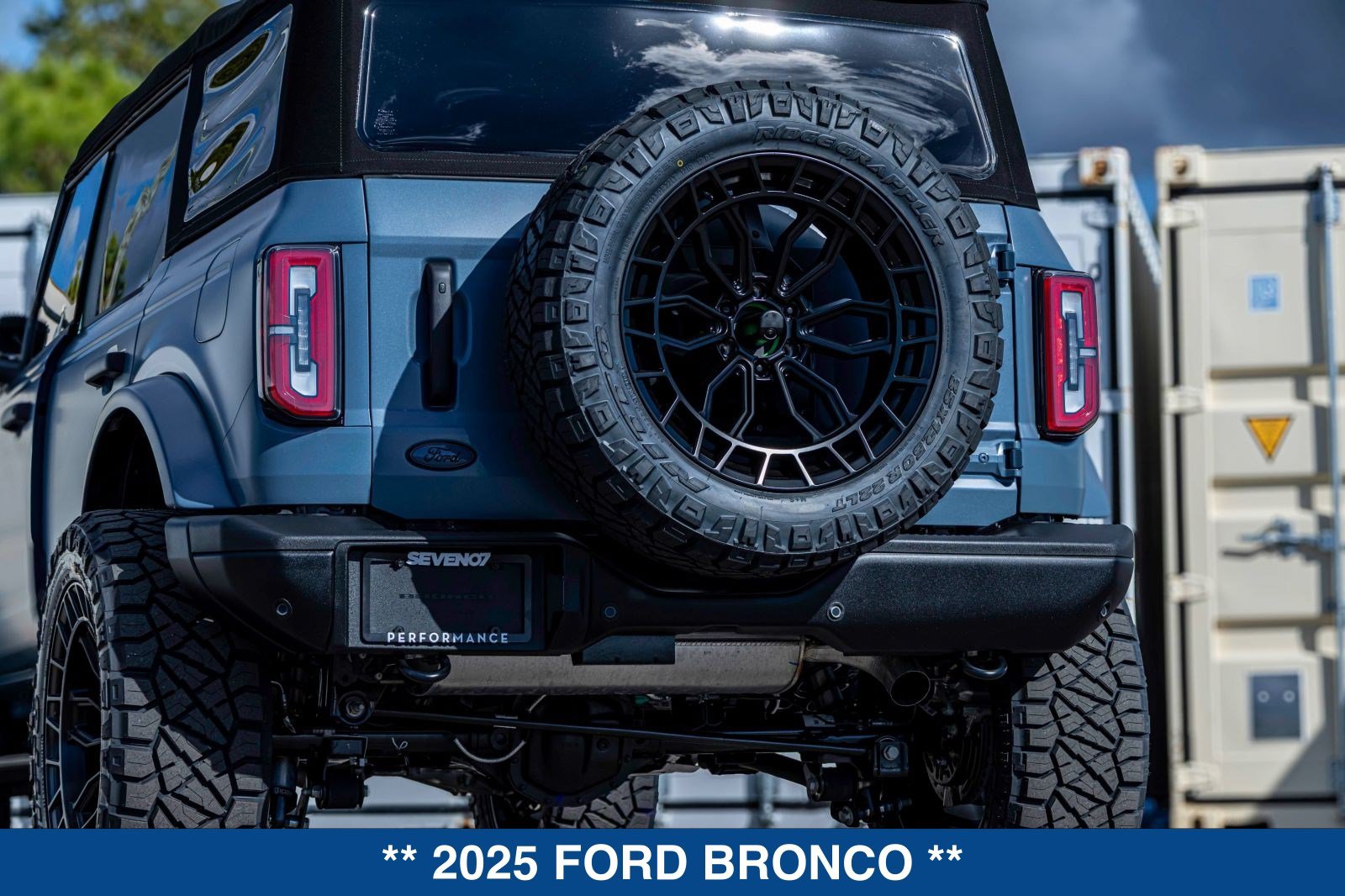 Used 2025 Ford Bronco Badlands AWD/4WD image 26