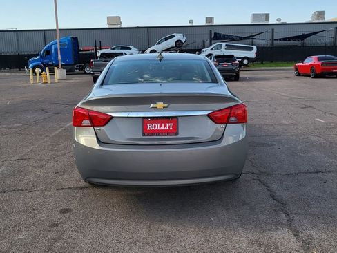 Used 2018 Chevrolet Impala LT w/ LT Leather Package FWD image 6