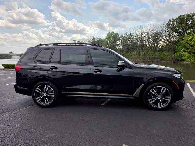 Used 2021 BMW X7 M50i AWD/4WD image 6