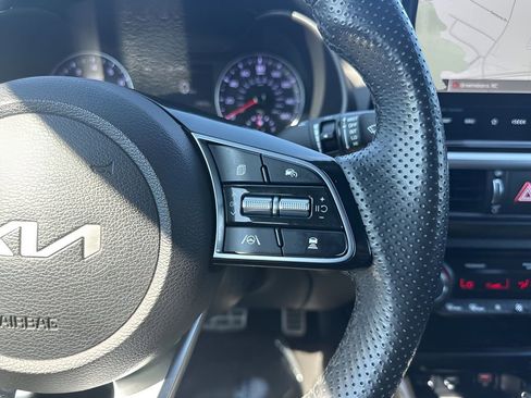 Used 2023 Kia Forte GT-Line w/ GT-Line Premium Package image 15