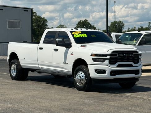 Used 2025 RAM 3500 Big Horn AWD/4WD image 1