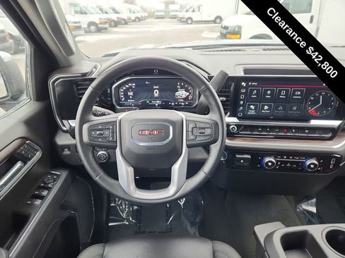 Used 2025 GMC Sierra 1500 SLT image 20