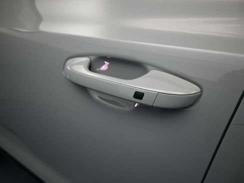 Used 2022 Kia Telluride SX w/ SX Prestige Package image 37