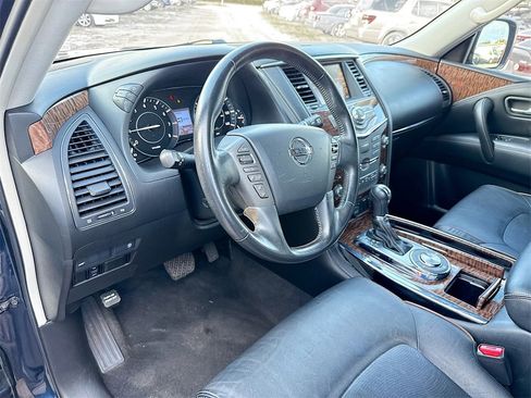 Used 2020 Nissan Armada SL image 10