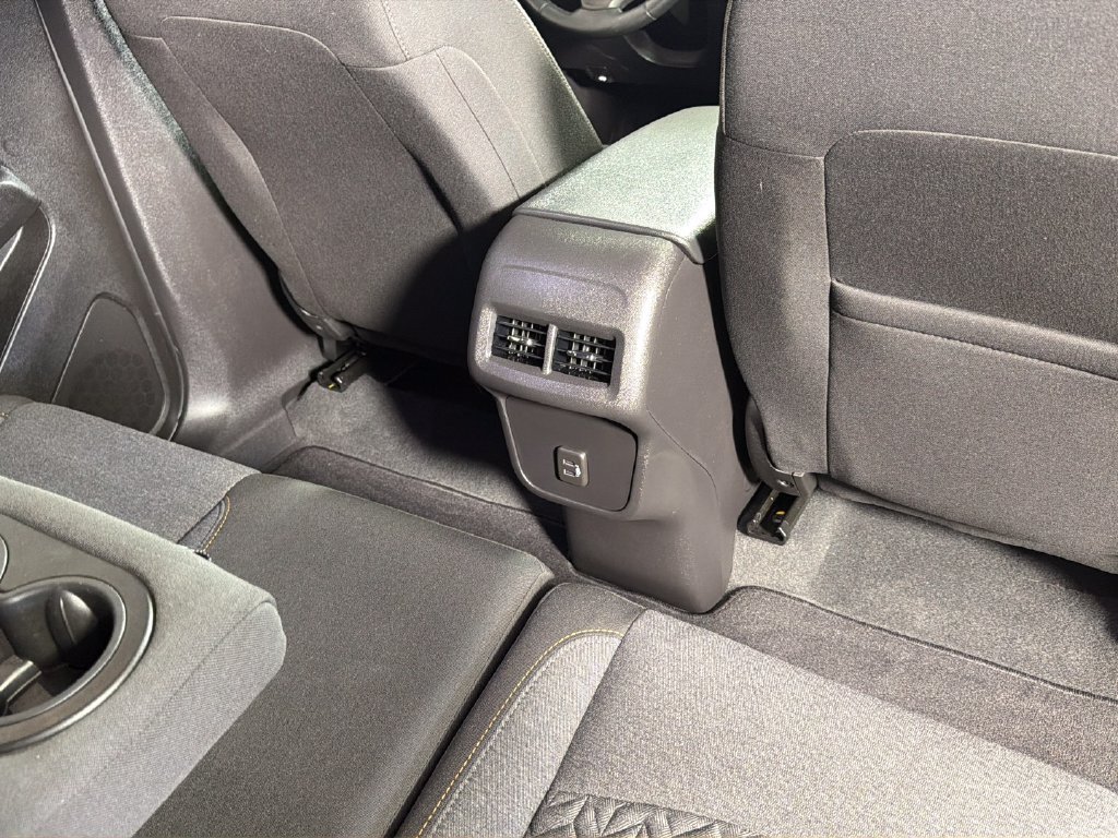 Certified 2024 Chevrolet Equinox LT FWD image 29