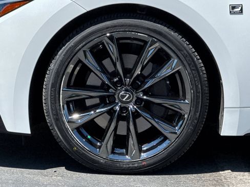 Used 2025 Lexus IS 350 F Sport RWD image 36
