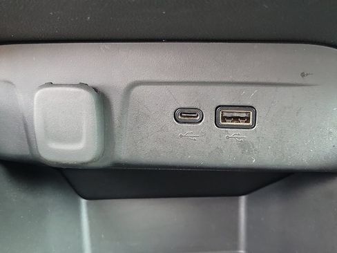 Used 2024 Chevrolet Trax LS FWD image 25
