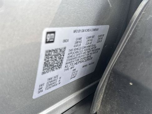 Used 2025 Chevrolet Trax LT w/ Driver Confidence Package FWD image 34