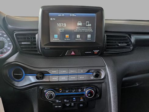 Used 2019 Hyundai Veloster 2.0 FWD image 4