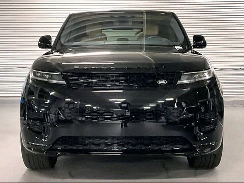 New 2025 Land Rover Range Rover Sport Dynamic SE image 2