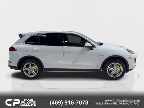 Used 2015 Porsche Cayenne S w/ Premium Package image 12