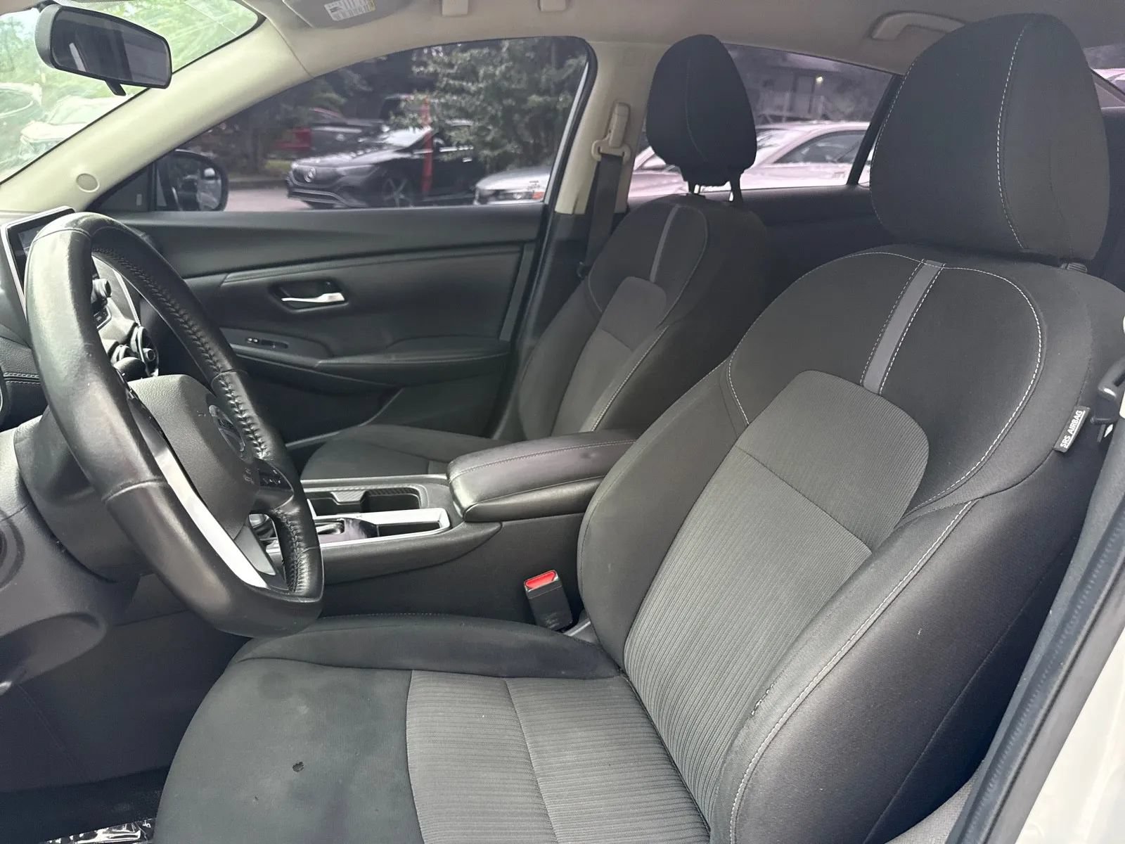Used 2022 Nissan Sentra SV FWD image 12