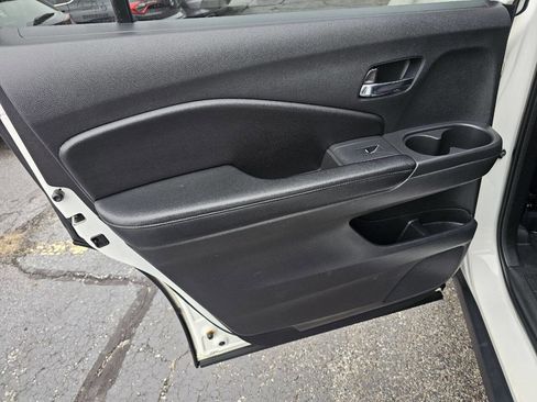 Used 2017 Honda Pilot LX image 14