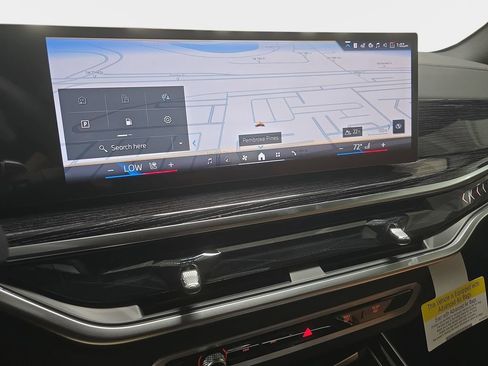 Used 2026 BMW X5 sDrive40i w/ M Sport Package RWD image 15