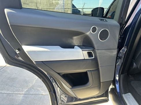 Used 2015 Land Rover Range Rover Sport Autobiography image 37