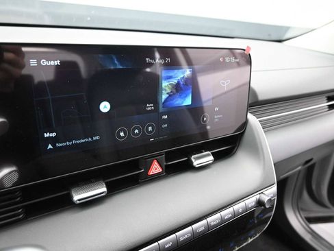 New 2025 Hyundai Ioniq 5 SEL image 16