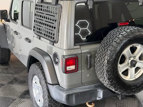Used 2020 Jeep Wrangler Unlimited Sport S AWD/4WD image 11