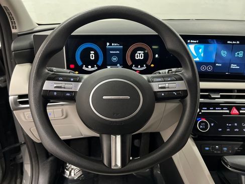 Used 2025 Hyundai Tucson SEL image 16