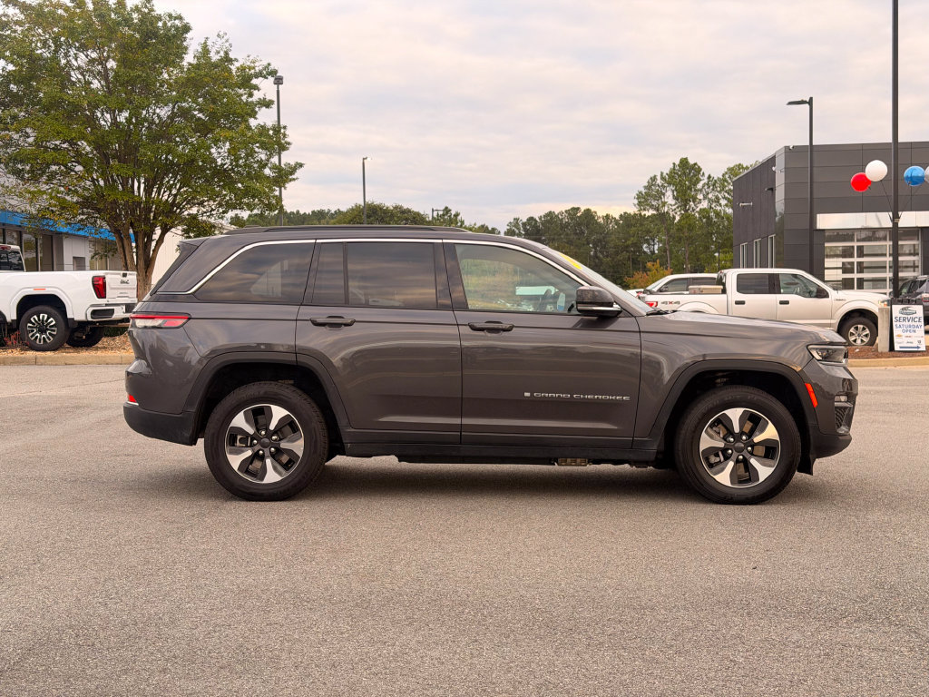 Used 2024 Jeep Grand Cherokee Limited 4xe AWD/4WD image 8