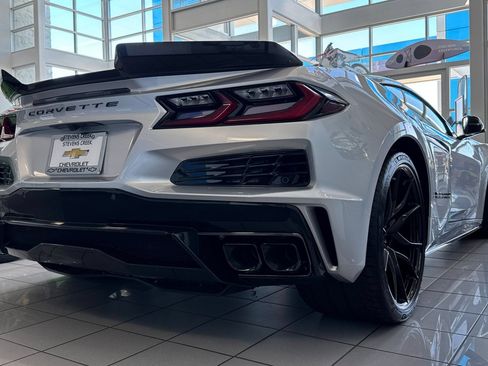 New 2027 Chevrolet Corvette Grand Sport w/ Z52 Sport Performance Package RWD image 3
