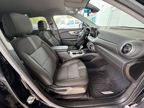 Used 2024 Chevrolet Blazer LT w/ Convenience Package image 16