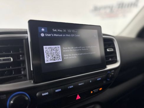 Used 2023 Hyundai Venue SEL w/ Cargo Package FWD image 22