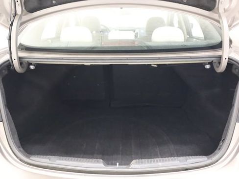 Used 2016 Hyundai Elantra SE FWD image 27