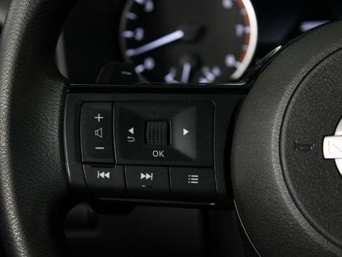 Certified 2022 Nissan Rogue SV image 23