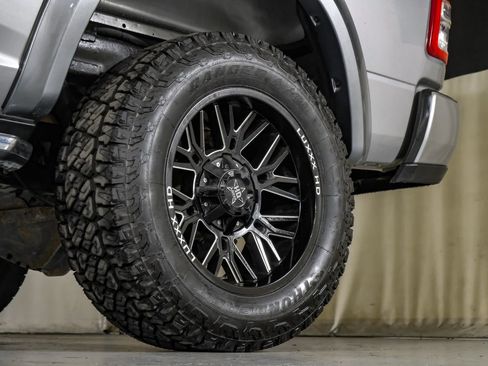 Used 2022 RAM 2500 Tradesman w/ Chrome Appearance Group image 54