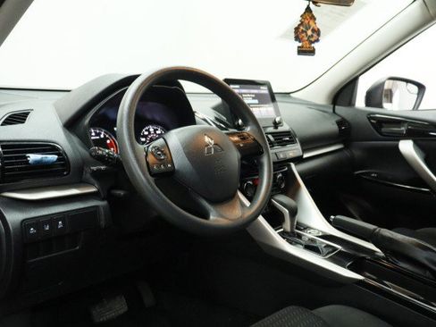 Used 2024 Mitsubishi Eclipse Cross LE AWD/4WD image 6