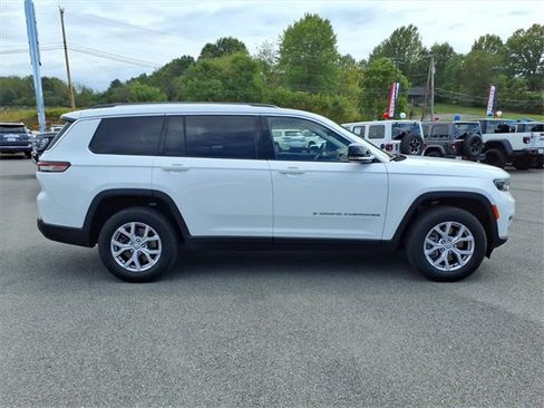 Used 2022 Jeep Grand Cherokee L Limited w/ Trailer Tow Group (B) image 3