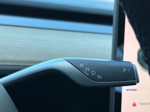 Used 2018 Tesla Model 3 Long Range image 27