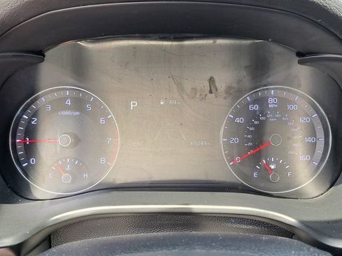 Used 2024 Kia Forte LXS FWD image 9