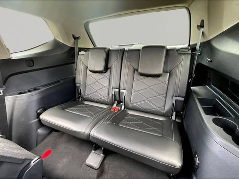 Used 2025 Volkswagen Atlas SE FWD image 27