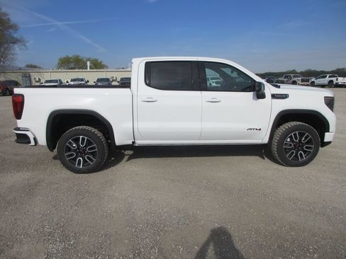 New 2026 GMC Sierra 1500 AT4 w/ AT4 Premium Package AWD/4WD image 3