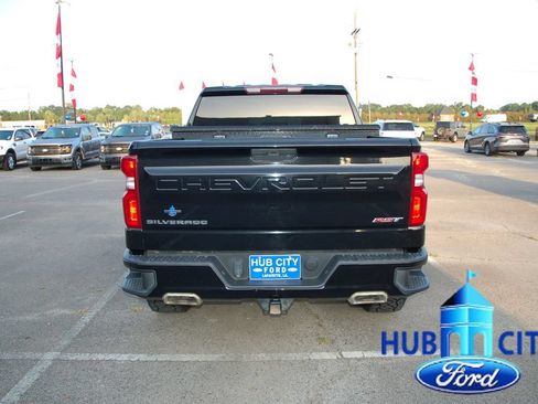 Used 2022 Chevrolet Silverado 1500 RST AWD/4WD image 4