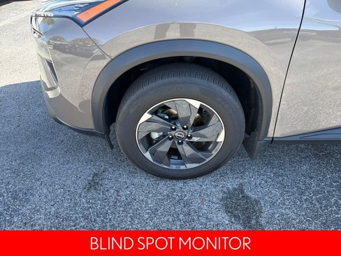 Certified 2025 Nissan Rogue SV w/ SV Premium Package image 9