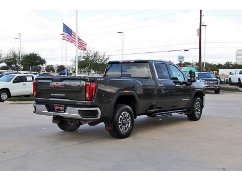 Used 2023 GMC Sierra 2500 SLT w/ SLT Convenience Package AWD/4WD image 5