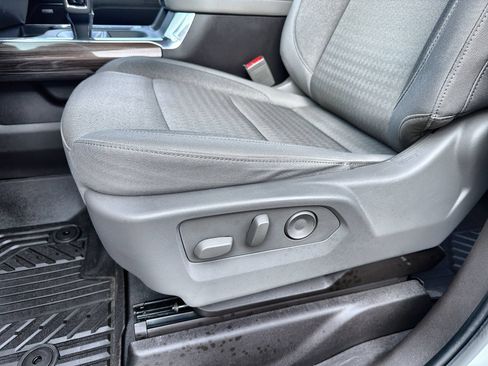 Used 2024 Chevrolet Silverado 1500 LT Trail Boss w/ Convenience Package II AWD/4WD image 12