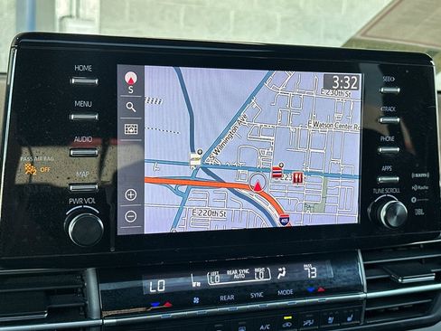 Certified 2021 Toyota Sienna Limited image 19