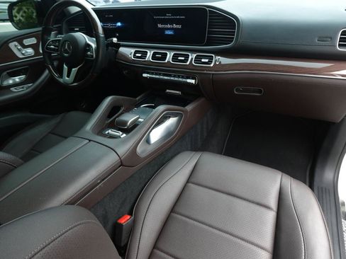 Used 2022 Mercedes-Benz GLS 450 4MATIC image 18