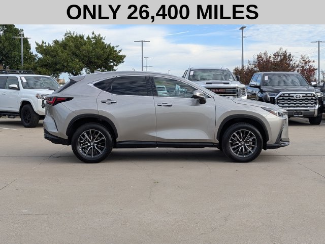 Used 2025 Lexus NX 250 FWD w/ Cold Area Package image 4