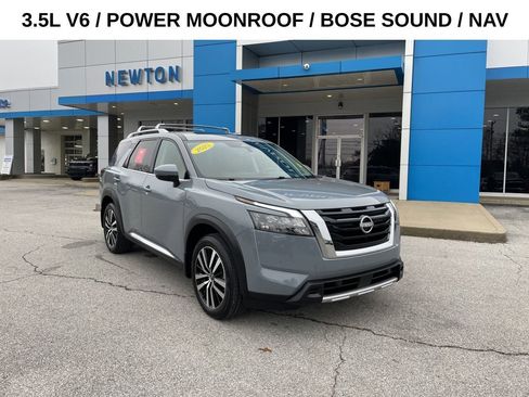 Used 2025 Nissan Pathfinder Platinum w/ Cargo Package image 1