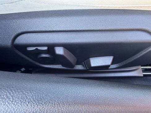 Certified 2022 BMW Z4 sDrive30i w/ M Sport Package image 13