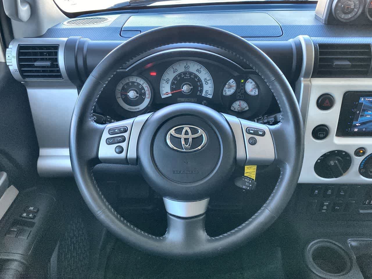 Used 2014 Toyota FJ Cruiser 4WD w/ Upgrade Package image 14